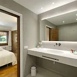 Konukevi El Porxo Girona